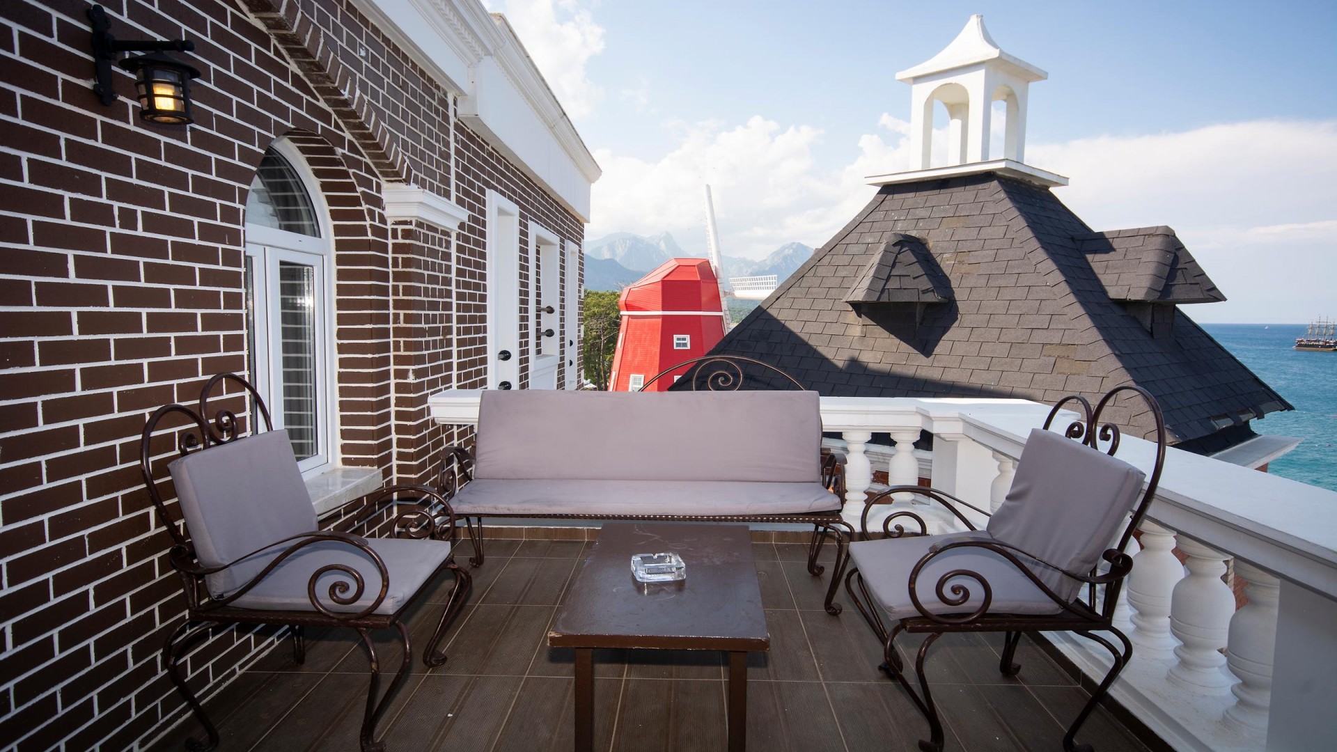 Seaden Sea Planet Resort & Spa