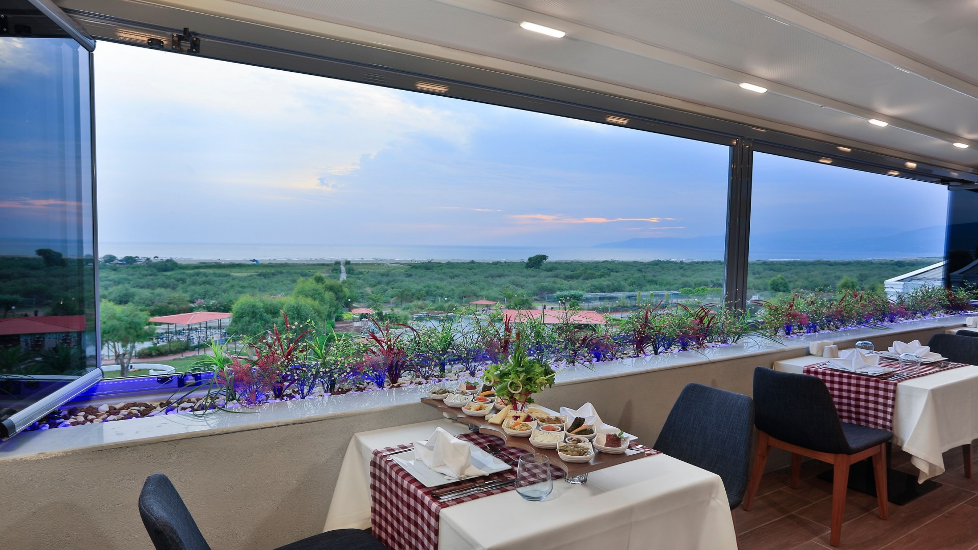 Seaden Sea Planet Resort & Spa