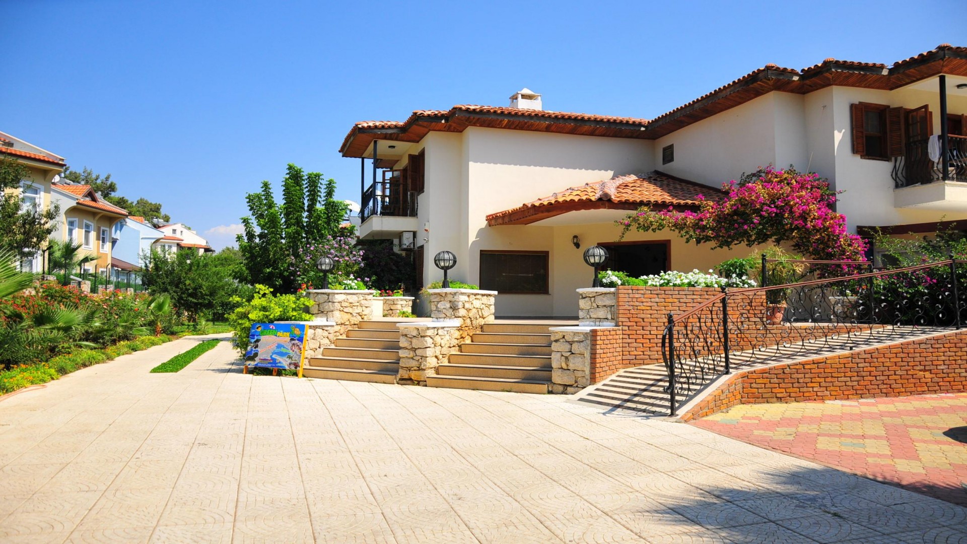 Seaden Sea Planet Resort & Spa