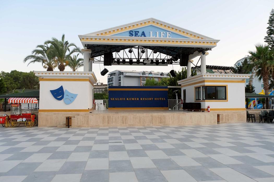 Seaden Sea Planet Resort & Spa