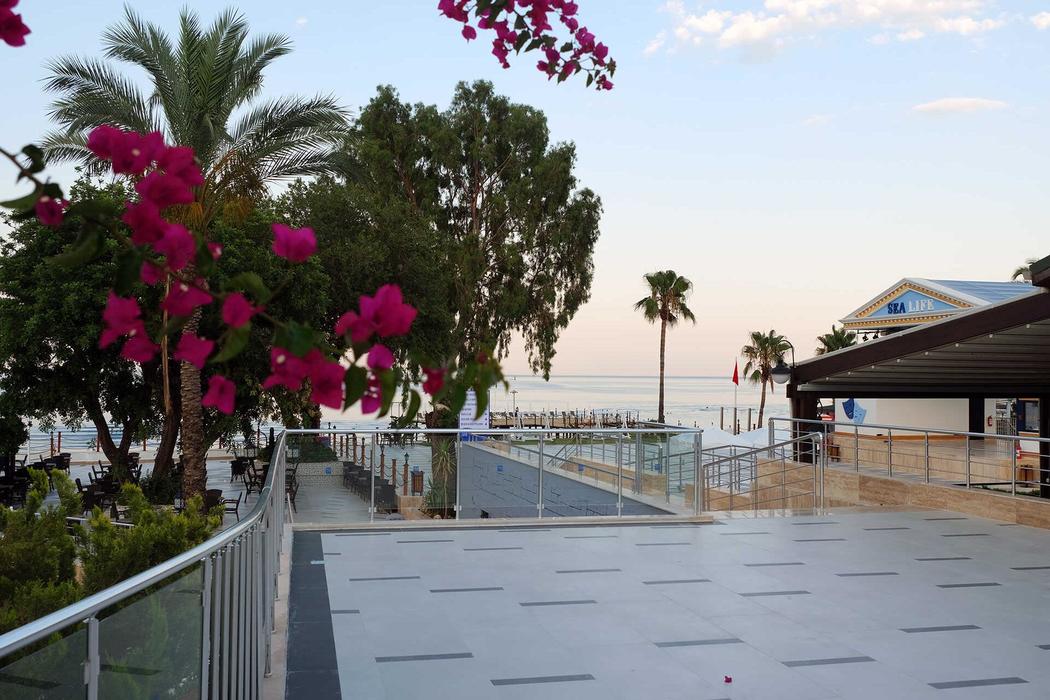 Seaden Sea Planet Resort & Spa